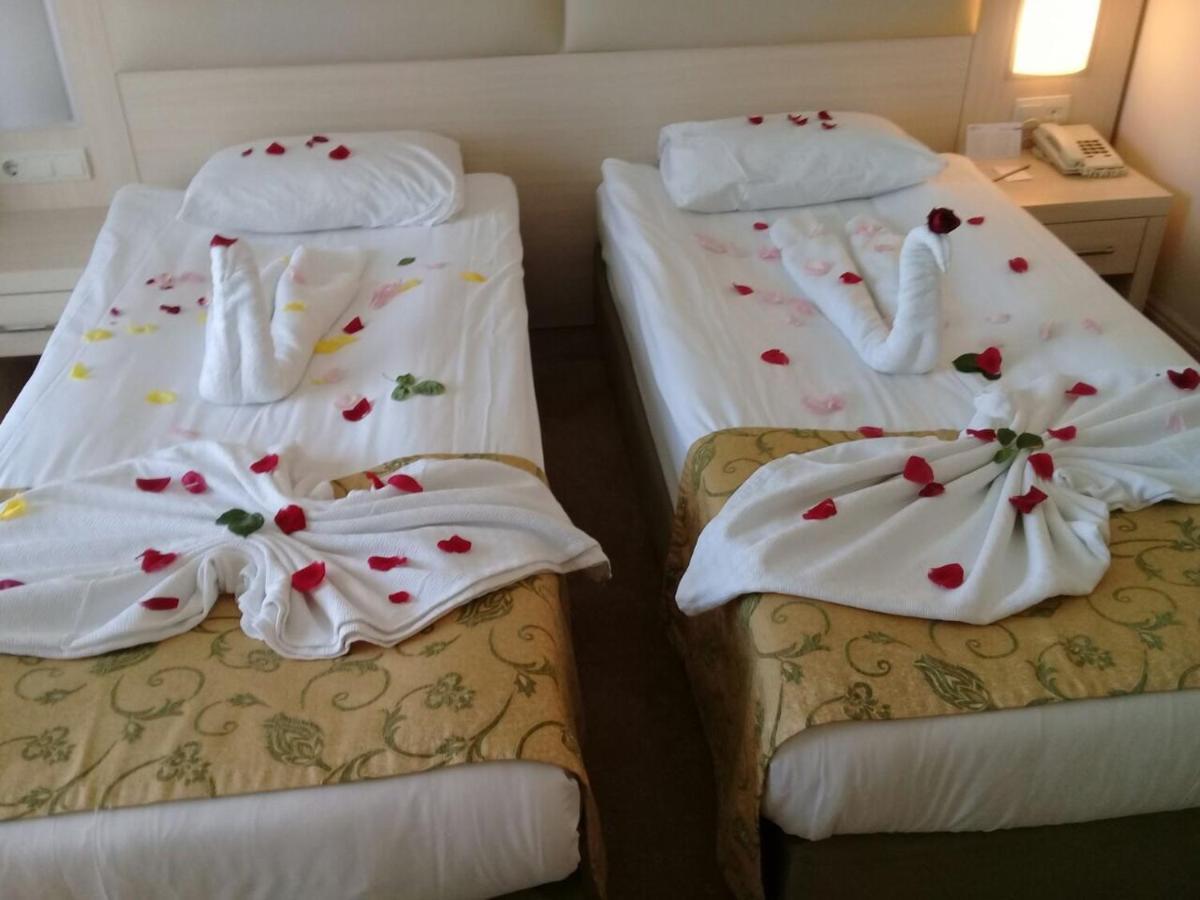 Mg Moms Hotel ケメル エクステリア 写真